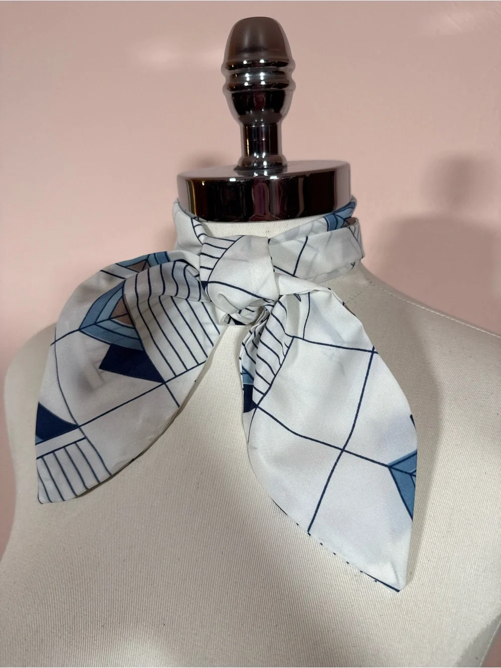 Vintage 1960's Retro Art deco blue white geometric Nautical Bow neck scarf crava